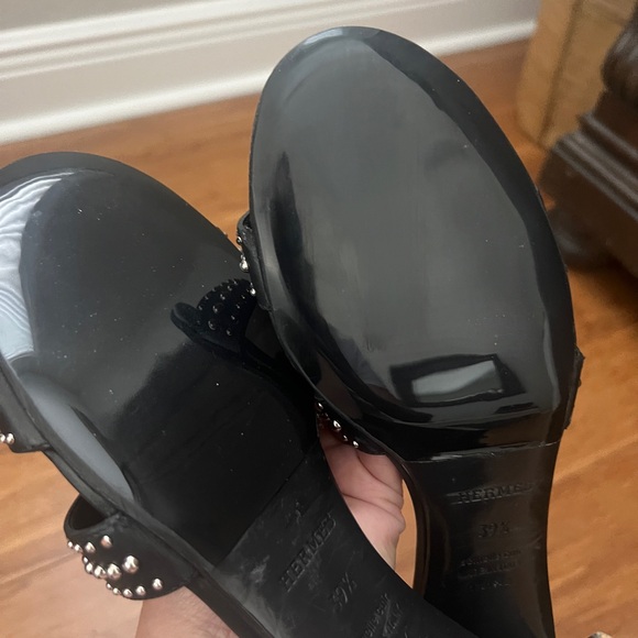 Hermes Oran Black Studded Women's Sandals - Picture 5 of 5